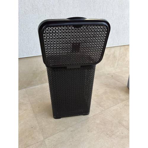 Cos pentru rufe perlat cu capac 45L Maro Cos pentru rufe perlat cu capac 45L Maro